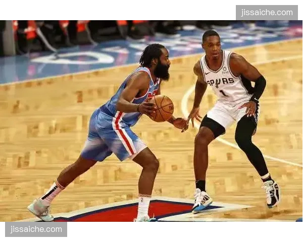 步行者进攻效率111.3联盟第十一 防守端稳定性不足 步行者进攻效率111.3联盟第十一 防守端稳定性不足